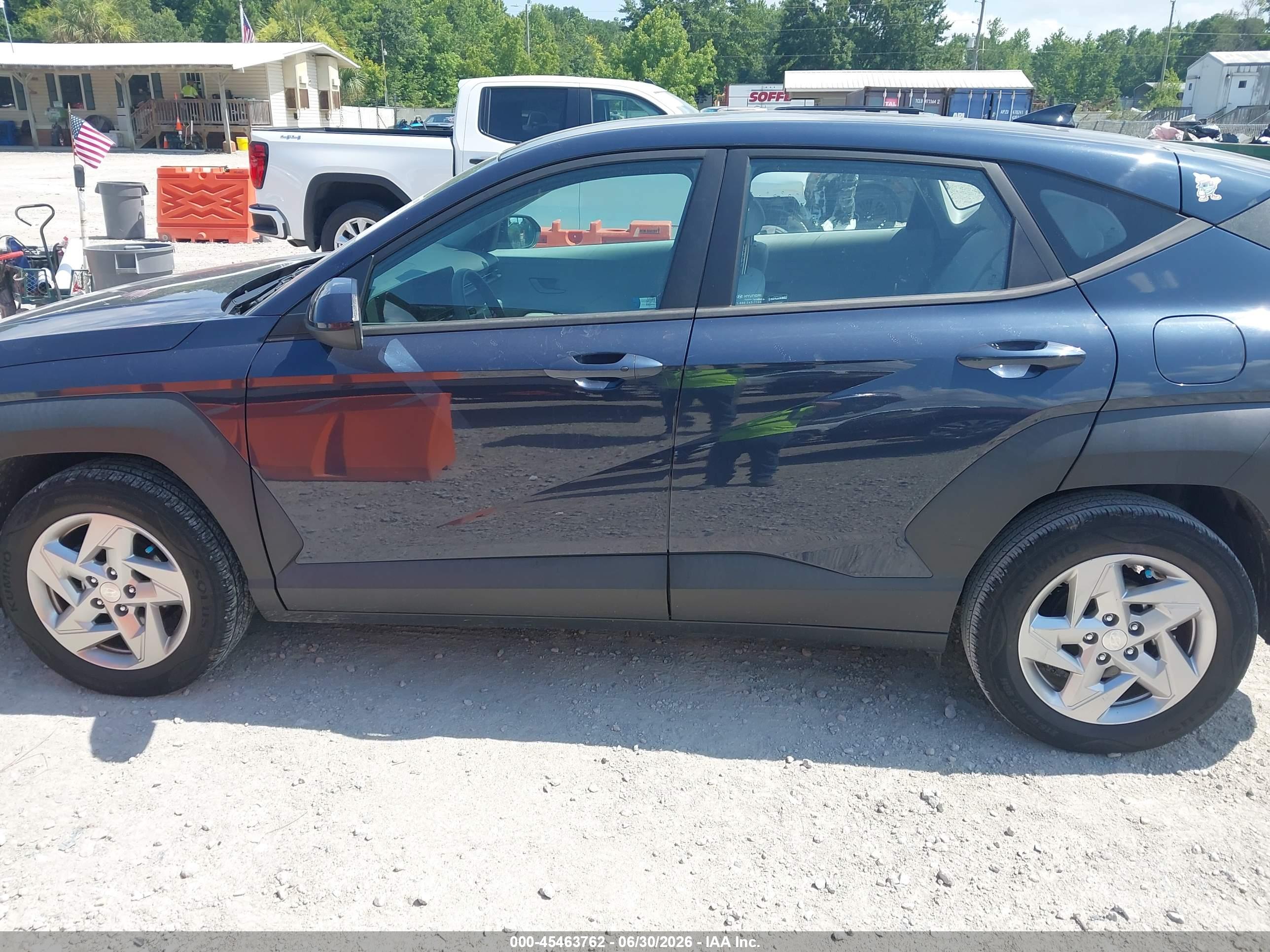 2024 HYUNDAI KONA SE