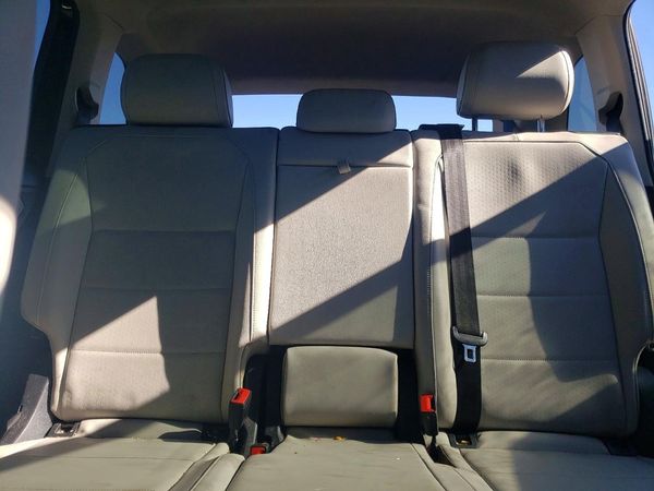 2018 VOLKSWAGEN TIGUAN SE, SEL