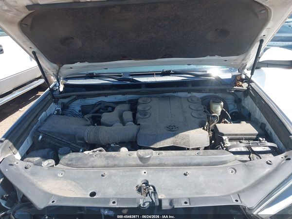 2019 TOYOTA 4RUNNER SR5