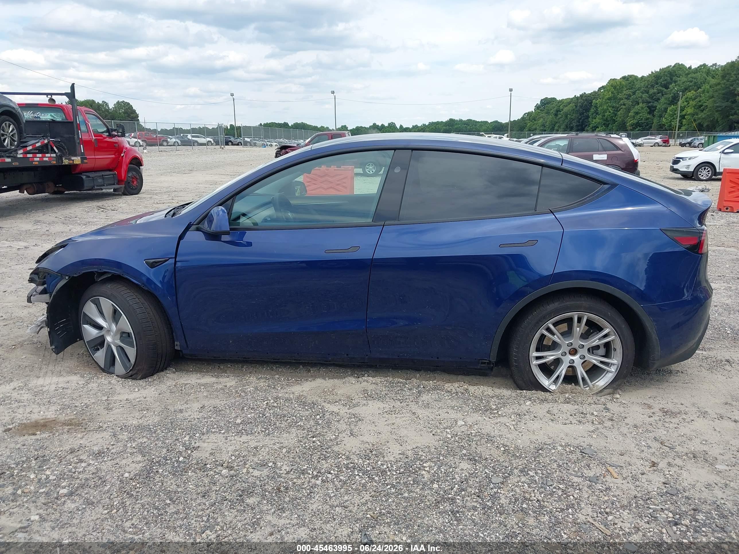 2023 TESLA MODEL Y