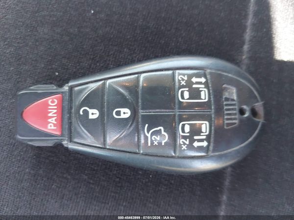 2014 DODGE GRAND CARAVAN SXT — I11