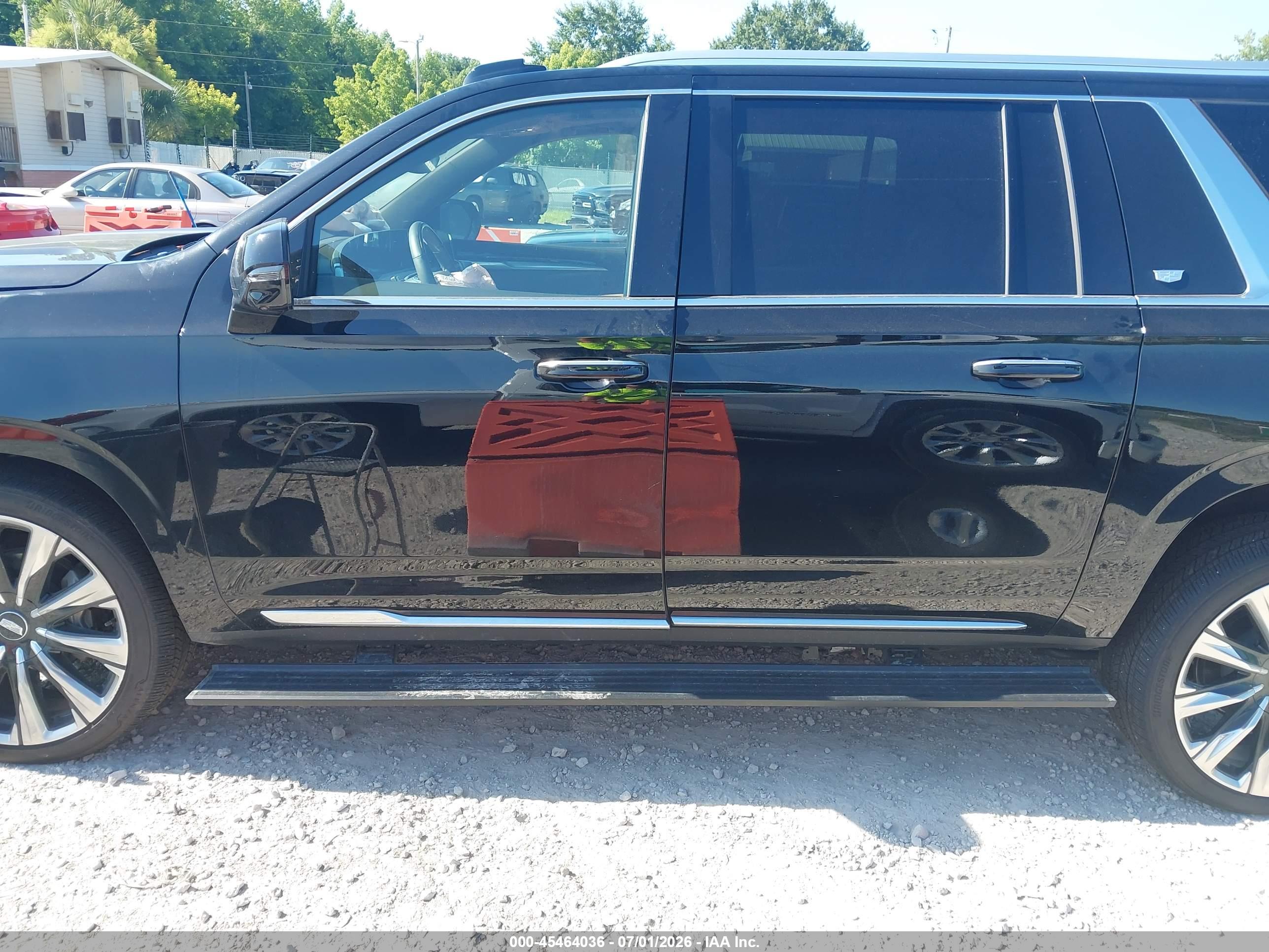 2026 CADILLAC ESCALADE ESV LUXURY