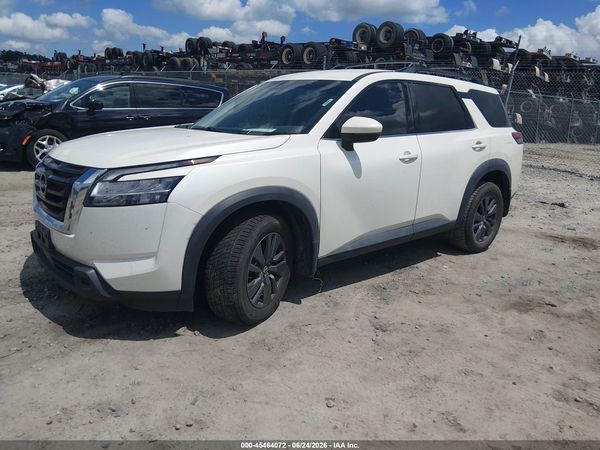 2022 NISSAN PATHFINDER SV 2WD