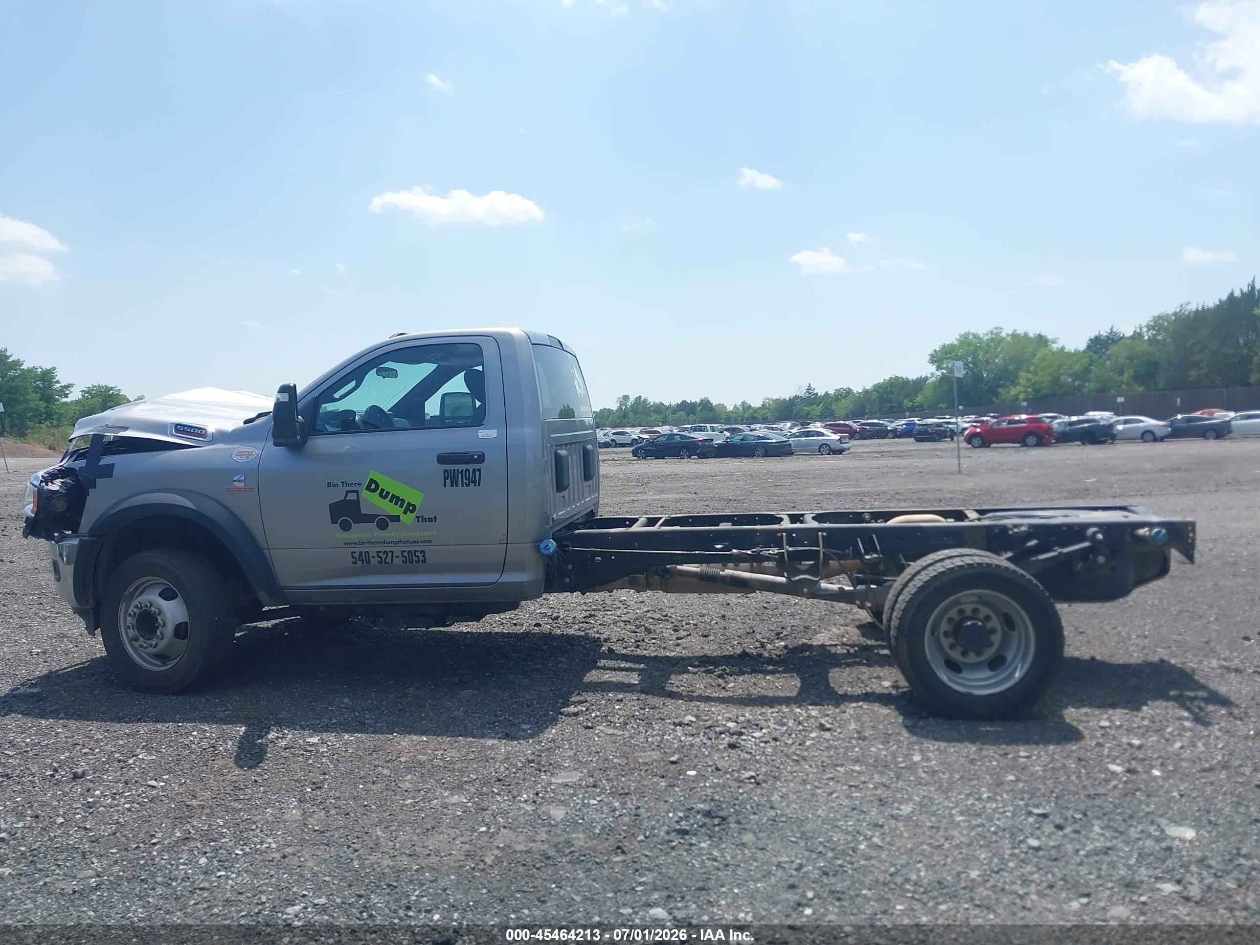 2024 RAM 5500 CHASSIS TRADESMAN/SLT