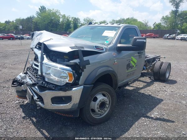 2024 RAM 5500 CHASSIS TRADESMAN/SLT