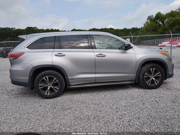 2016 TOYOTA HIGHLANDER XLE V6