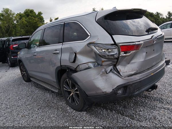 2016 TOYOTA HIGHLANDER XLE V6