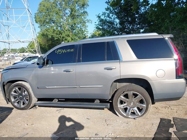 2018 CADILLAC ESCALADE PREMIUM LUXURY