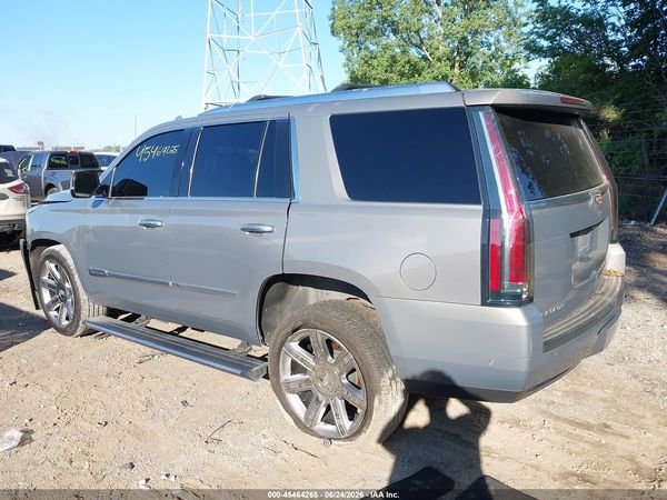 2018 CADILLAC ESCALADE PREMIUM LUXURY