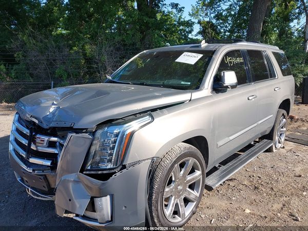 2018 CADILLAC ESCALADE PREMIUM LUXURY