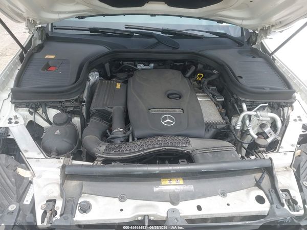 2016 MERCEDES-BENZ GLC 300 4MATIC