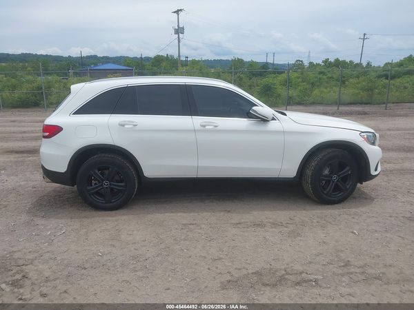 2016 MERCEDES-BENZ GLC 300 4MATIC