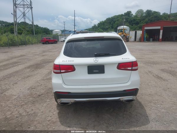 2016 MERCEDES-BENZ GLC 300 4MATIC