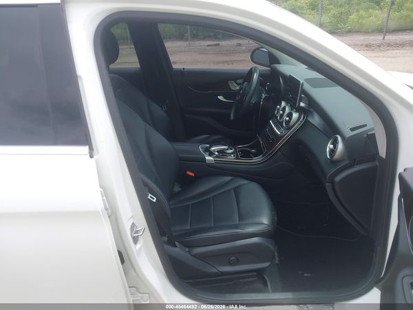 2016 MERCEDES-BENZ GLC 300 4MATIC
