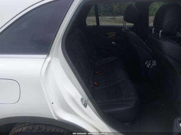2016 MERCEDES-BENZ GLC 300 4MATIC