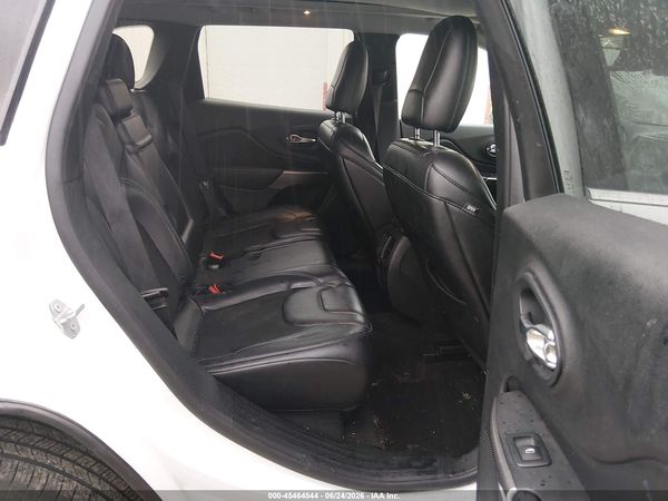 2019 JEEP CHEROKEE LATITUDE PLUS 4X4