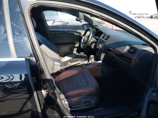2017 VOLKSWAGEN JETTA GLI — I5