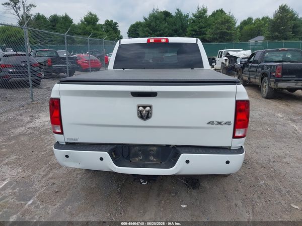2019 RAM 1500 CLASSIC TRADESMAN  4X4 6'4 BOX