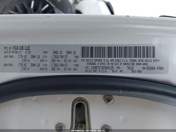 2019 RAM 1500 CLASSIC TRADESMAN  4X4 6'4 BOX
