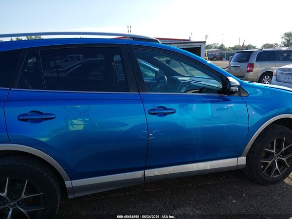 2017 TOYOTA RAV4 SE