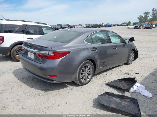 2016 LEXUS ES 300H