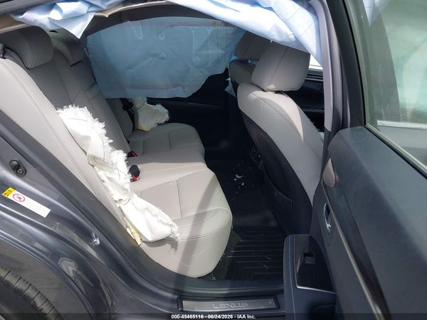 2016 LEXUS ES 300H