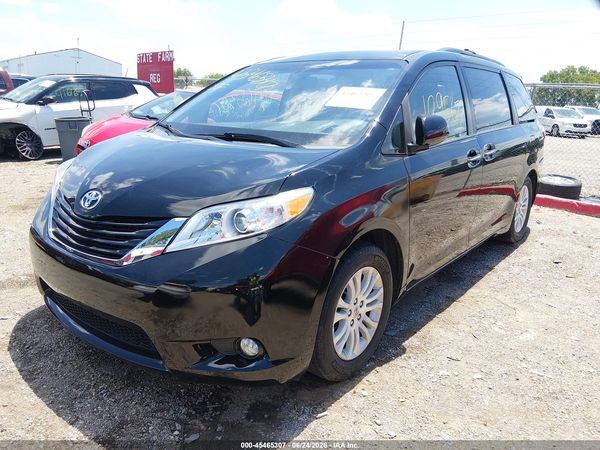 2015 TOYOTA SIENNA XLE PREMIUM 8 PASSENGER