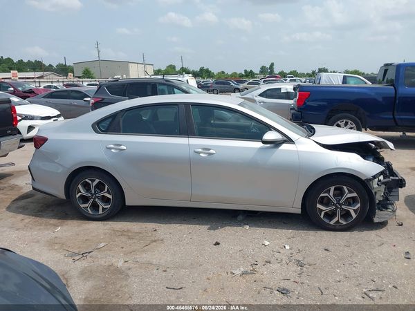 2019 KIA FORTE LXS