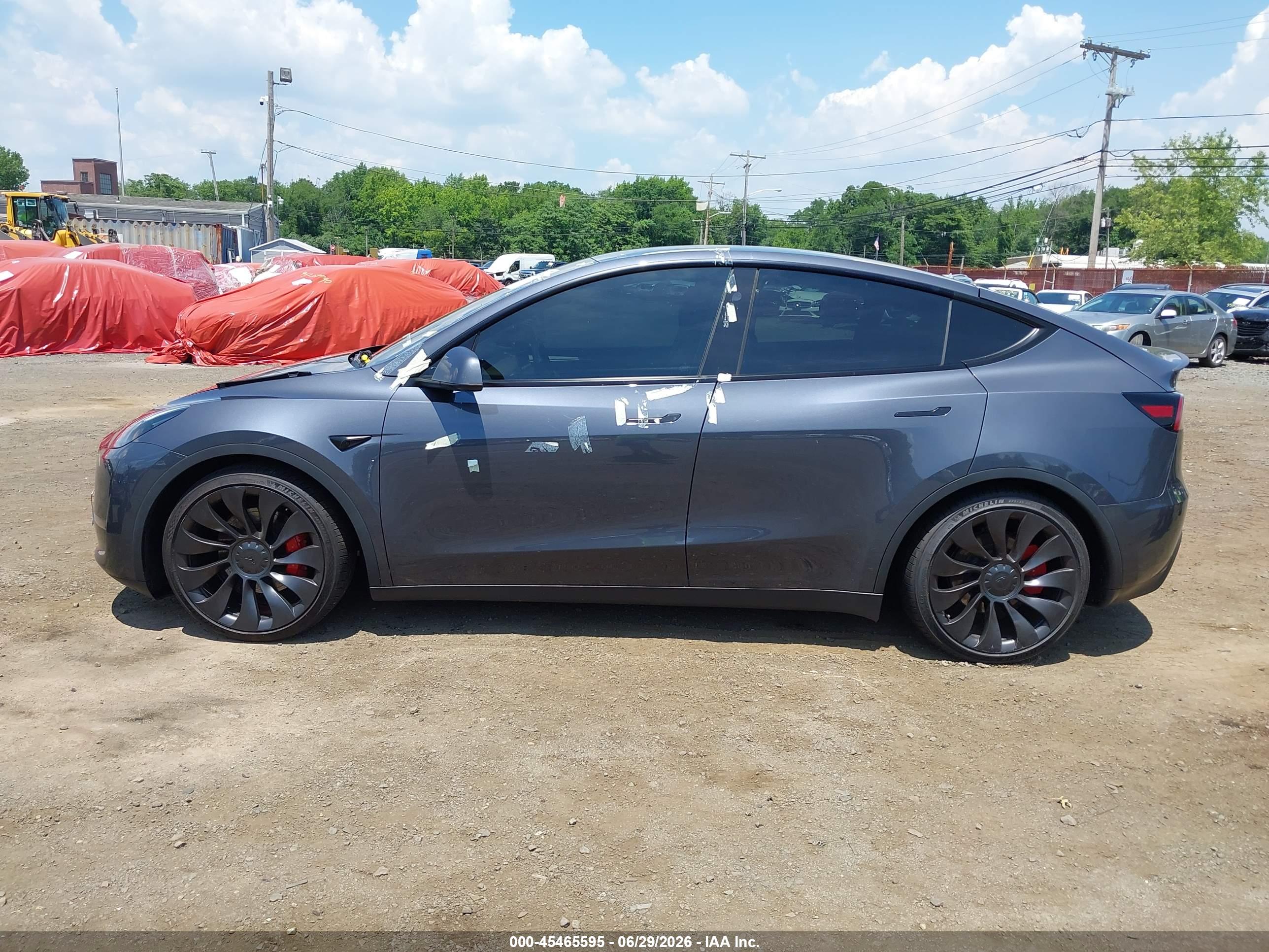 2023 TESLA MODEL Y