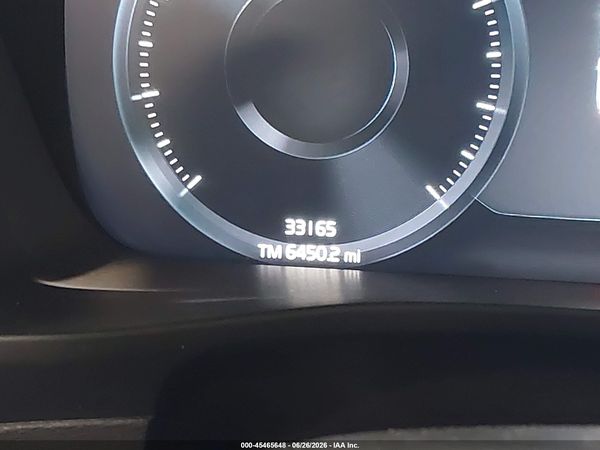 2019 VOLVO XC40 T5 MOMENTUM/T5 R-DESIGN