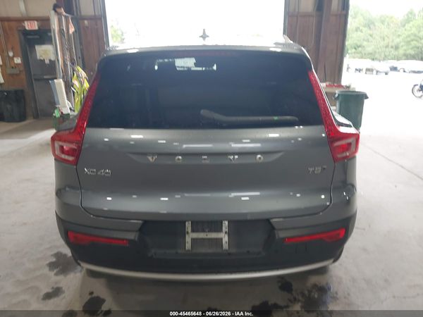 2019 VOLVO XC40 T5 MOMENTUM/T5 R-DESIGN