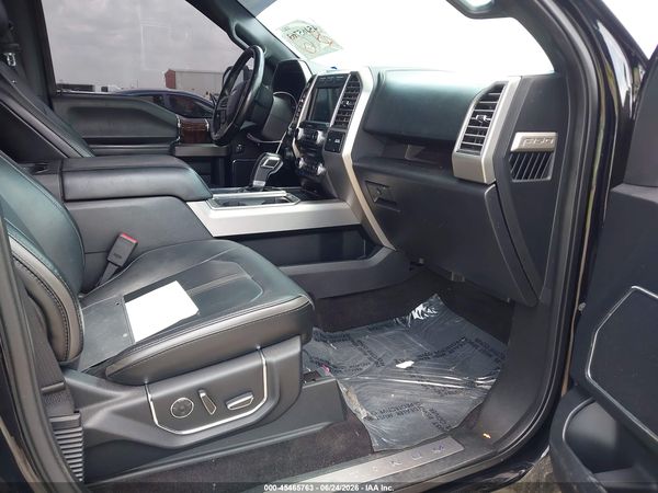 2017 FORD F-150 PLATINUM