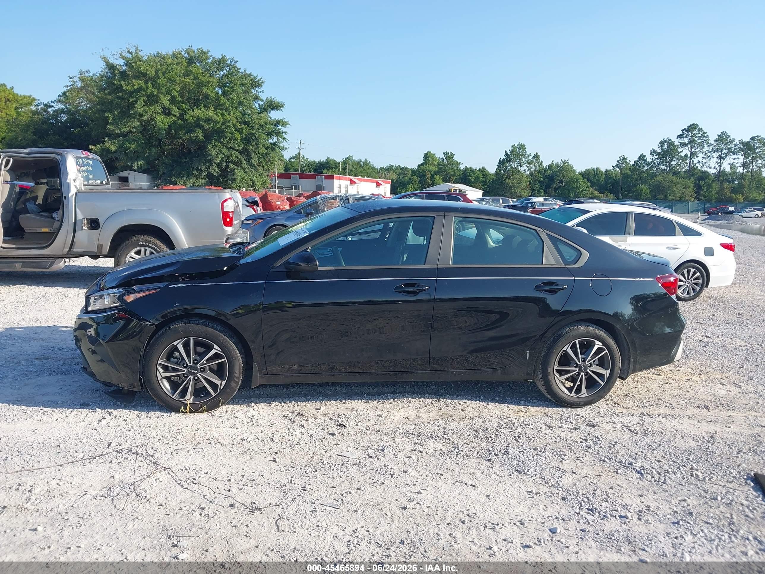 2024 KIA FORTE LXS