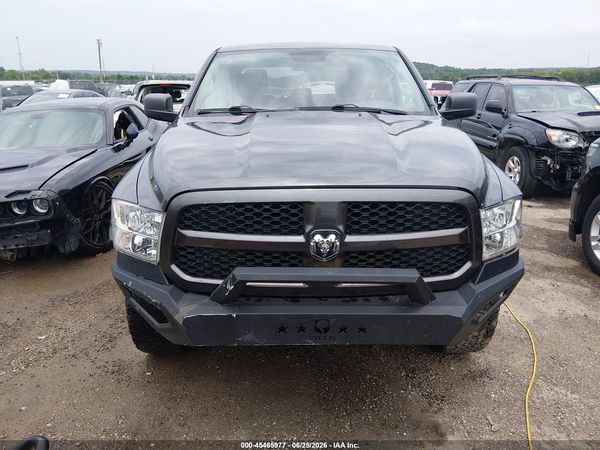 2017 RAM 1500 EXPRESS  4X4 6'4 BOX