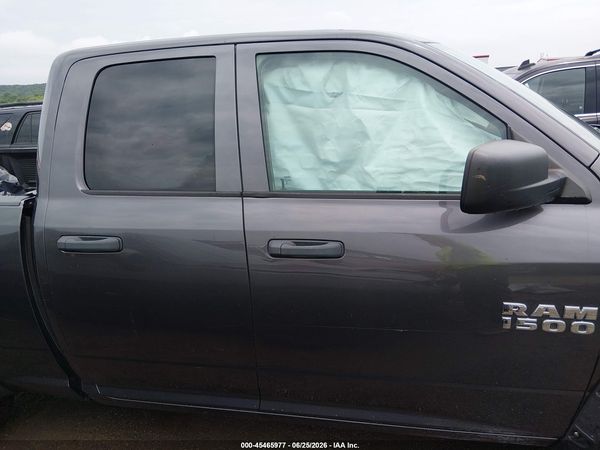 2017 RAM 1500 EXPRESS  4X4 6'4 BOX
