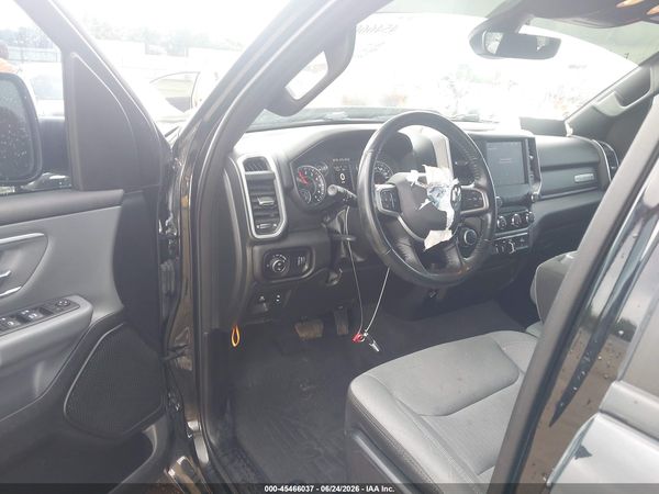 2022 RAM 1500 BIG HORN  4X2 6'4 BOX