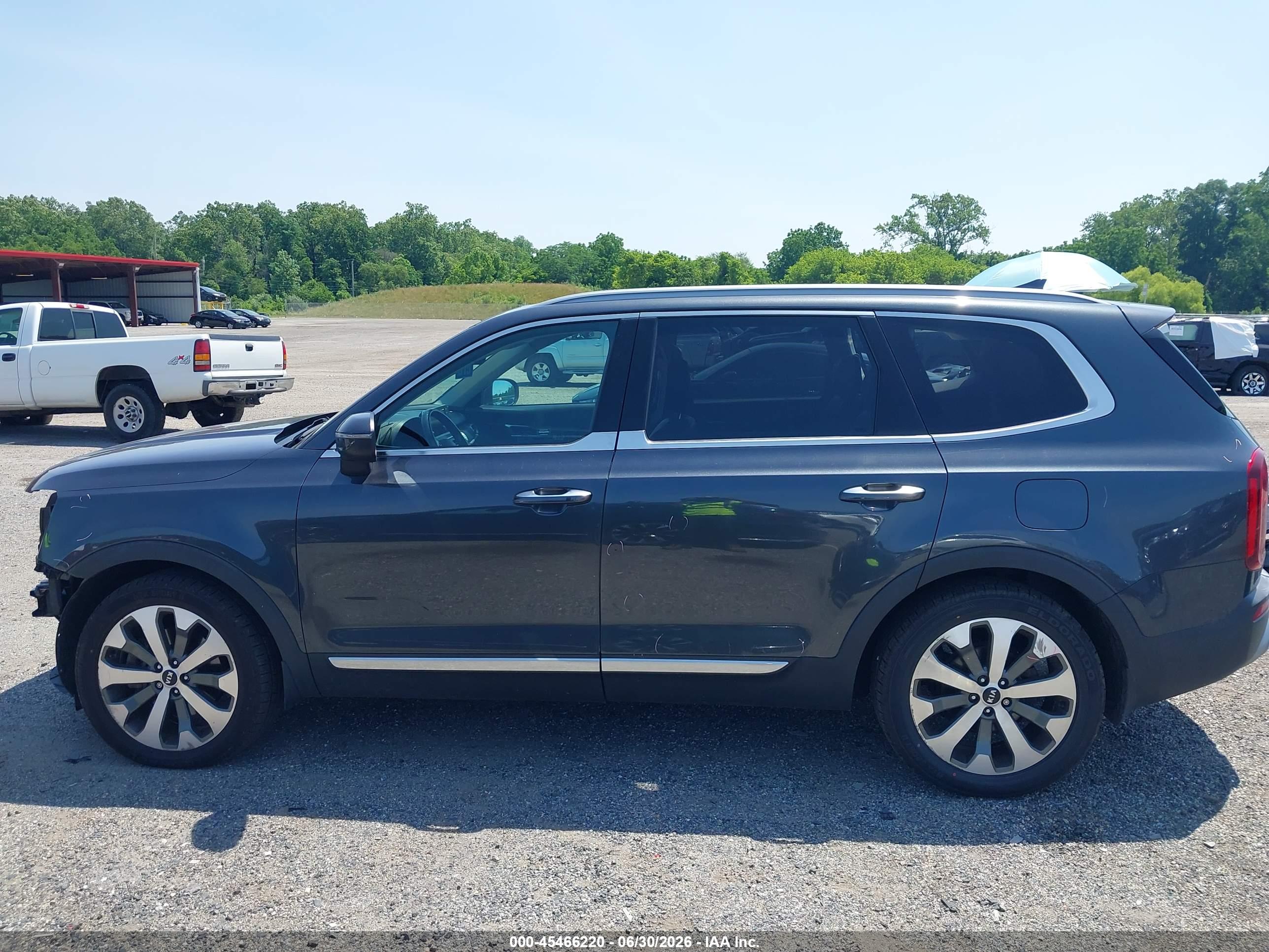 2020 KIA TELLURIDE S