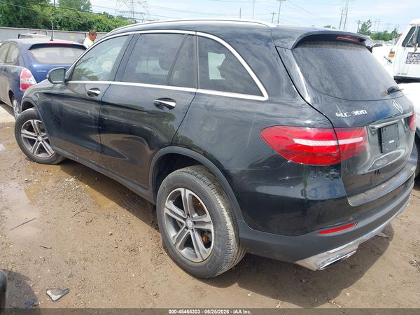 2016 MERCEDES-BENZ GLC 300 4MATIC