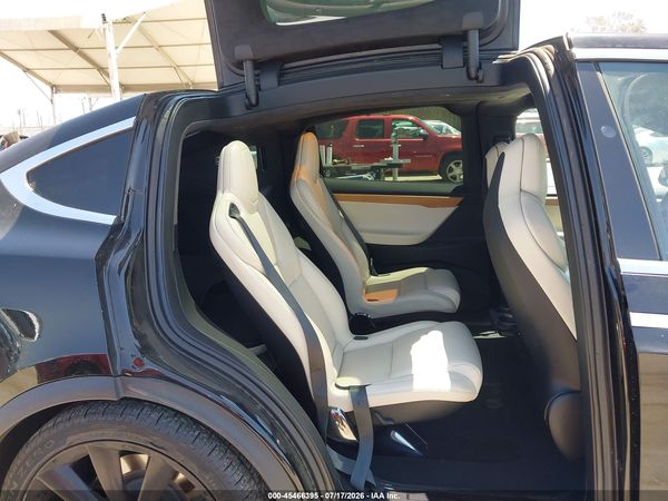 2020 TESLA MODEL X