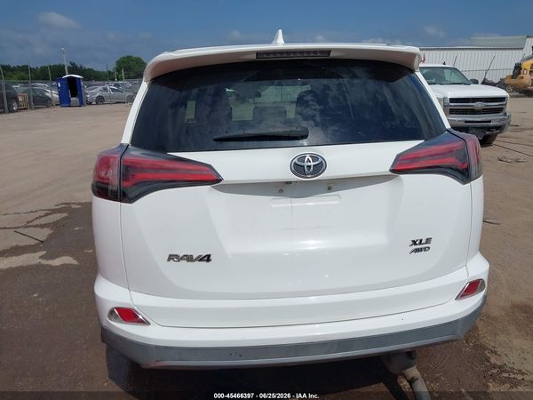 2018 TOYOTA RAV4 XLE