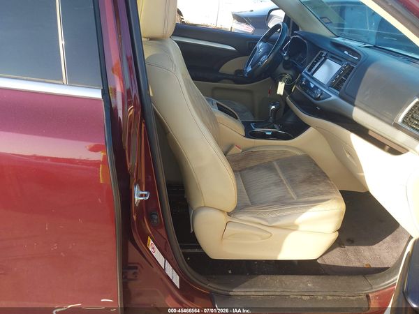 2016 TOYOTA HIGHLANDER LE PLUS V6