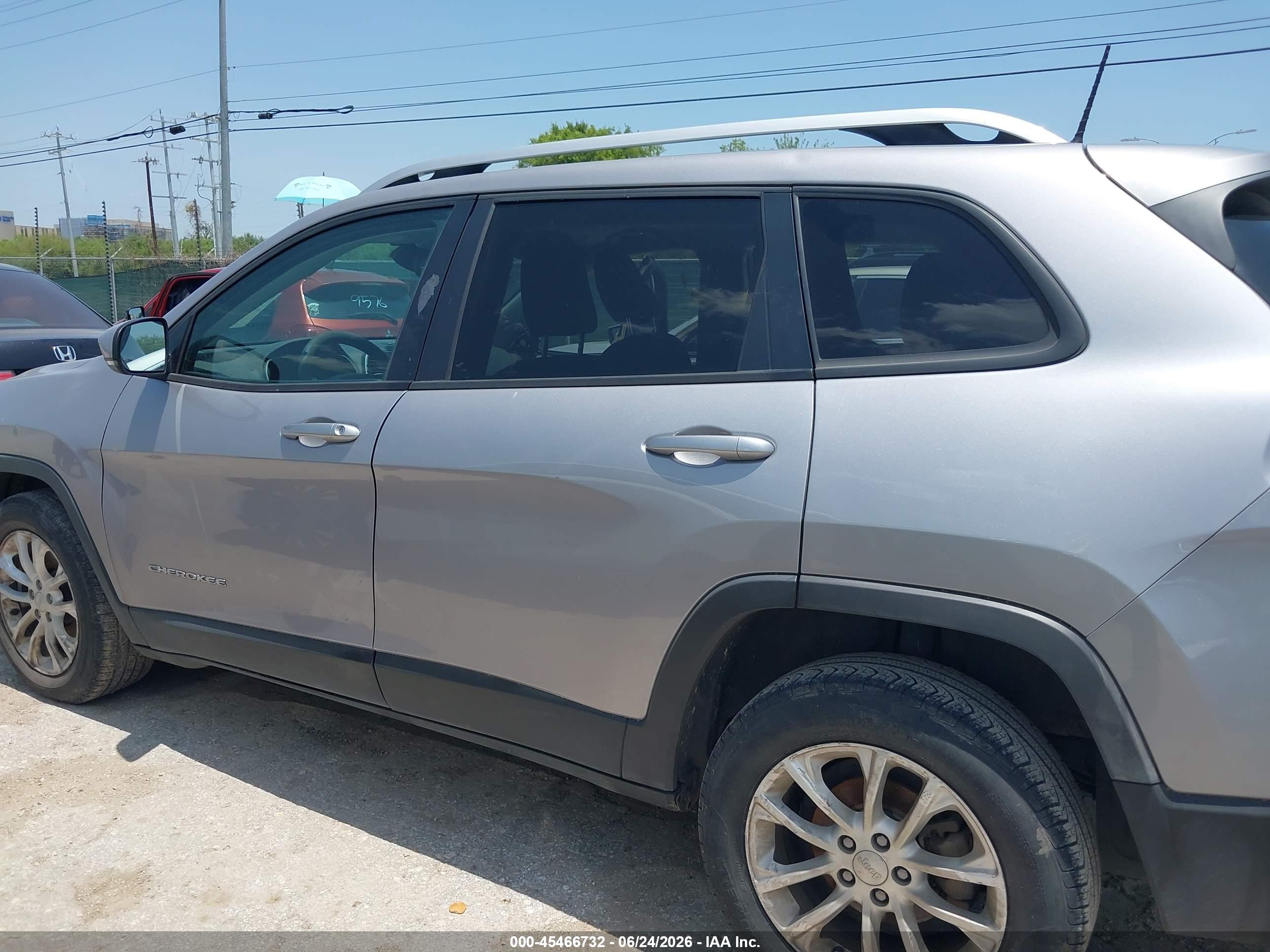 2021 JEEP CHEROKEE LATITUDE FWD