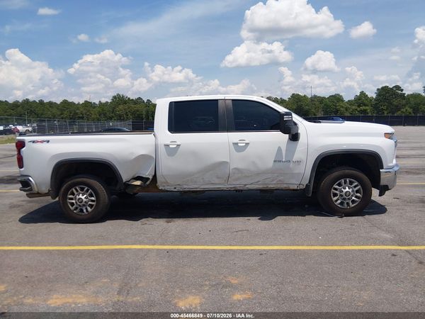 2022 CHEVROLET SILVERADO 2500HD 4WD  STANDARD BED LT — I116