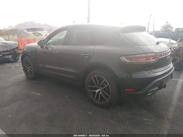 2023 PORSCHE MACAN T — I3