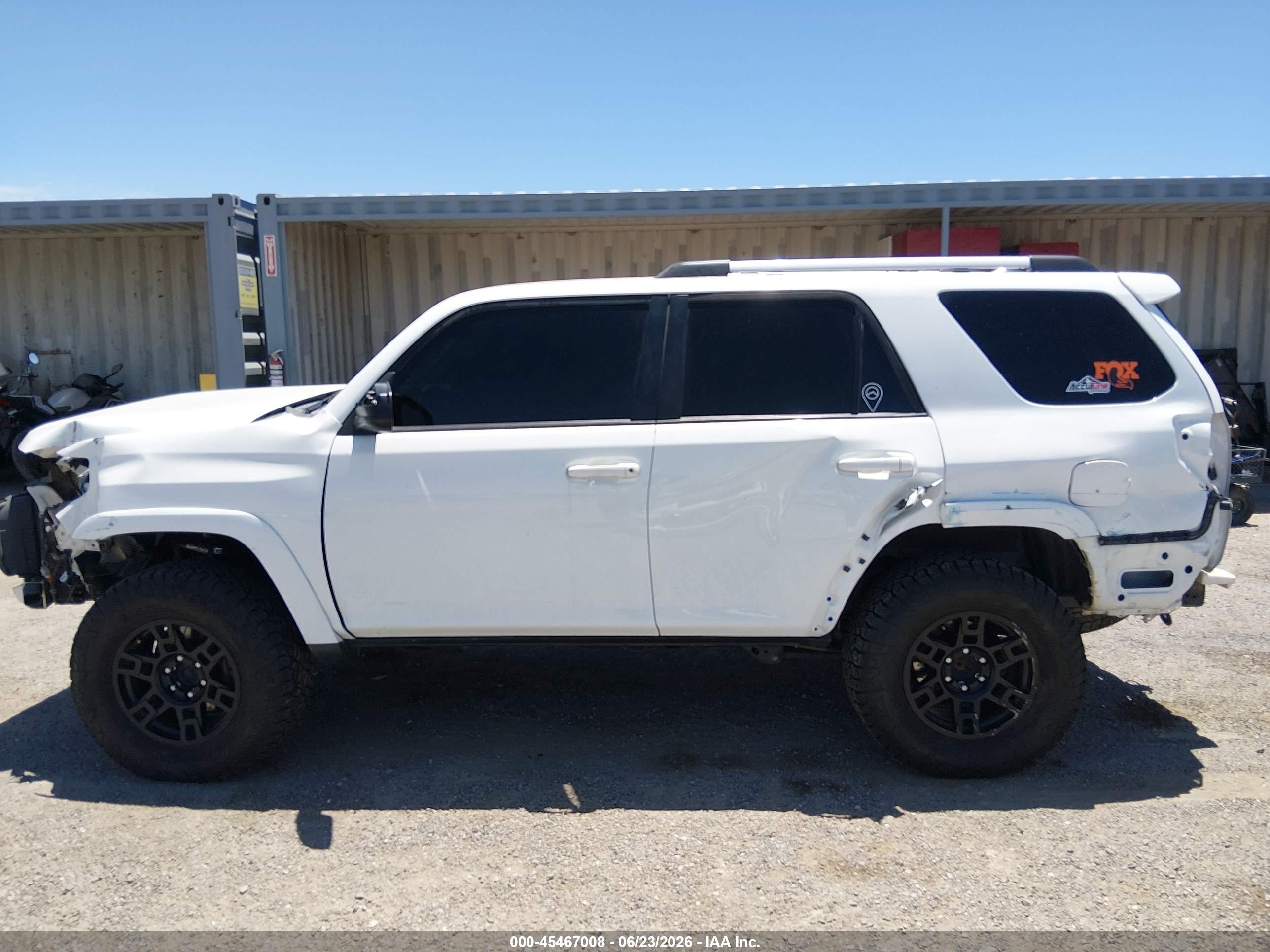 2021 TOYOTA 4RUNNER SR5