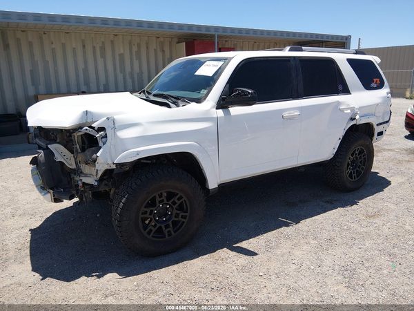 2021 TOYOTA 4RUNNER SR5
