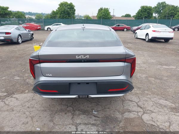 2026 KIA K4 LXS