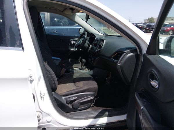 2019 JEEP CHEROKEE LATITUDE FWD
