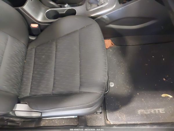 2016 KIA FORTE LX