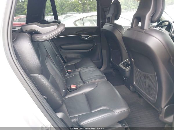 2018 VOLVO XC90 T6 MOMENTUM